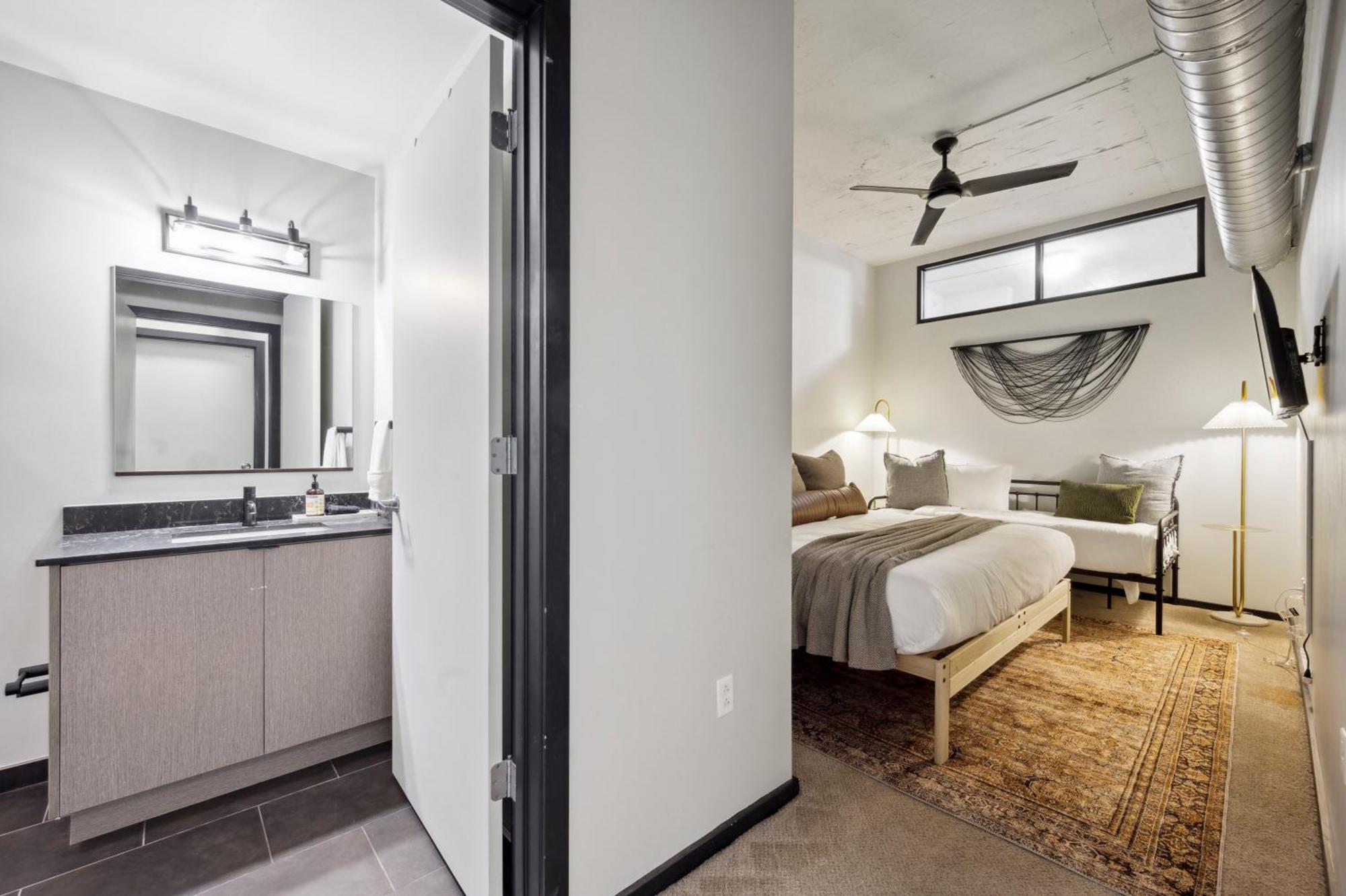 Large 3Br Apts & Studios, Free Parking, Gym, Game Room Filadelfia Exterior foto