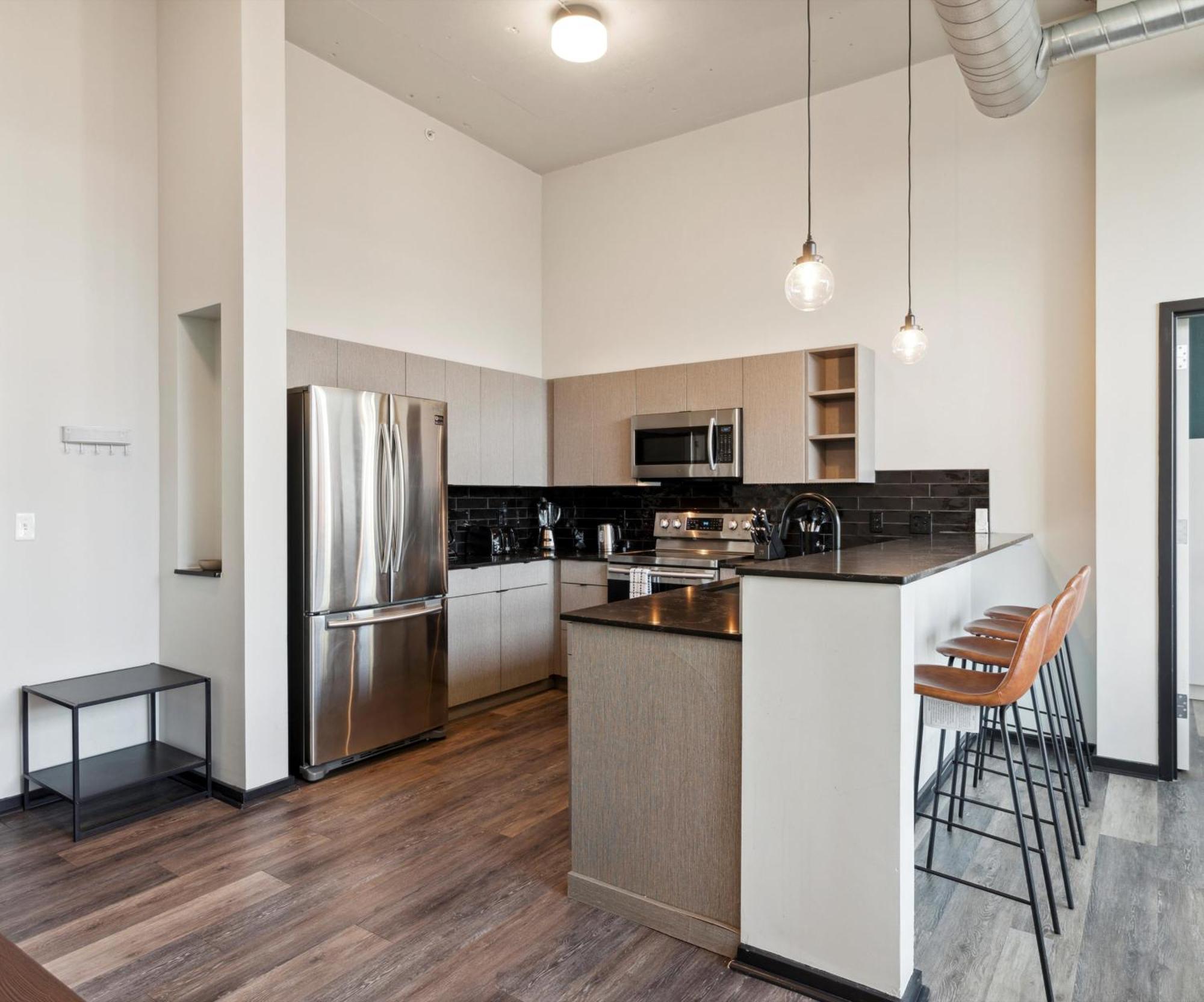 Large 3Br Apts & Studios, Free Parking, Gym, Game Room Filadelfia Habitación foto